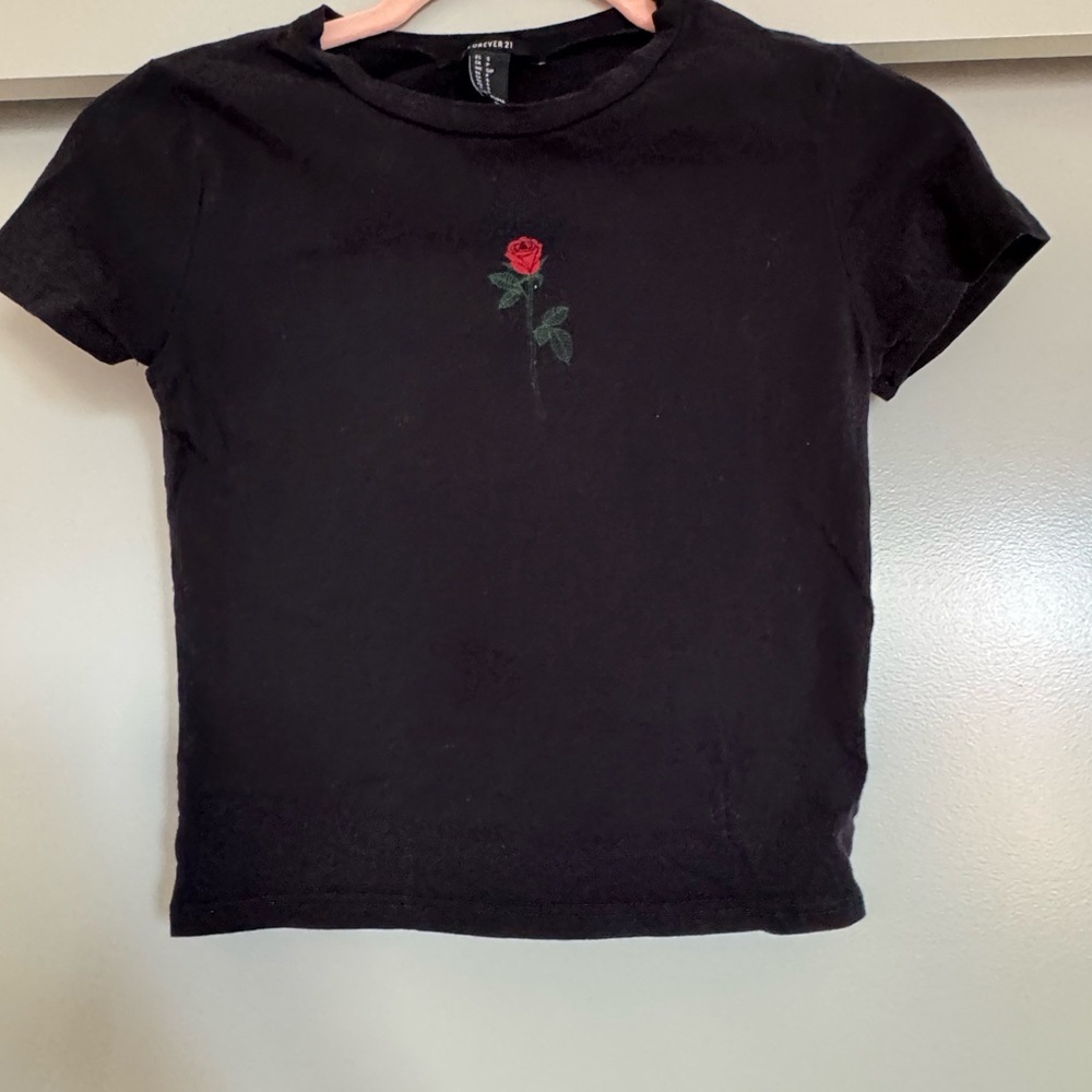 Black Rose Graphic Forever 21 Crop Top